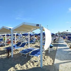 riccione-beach-hotel.riccione-hotels.org/